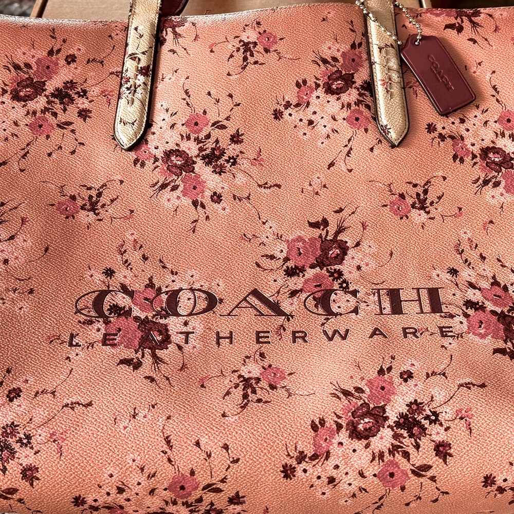 COACH Highline Tote